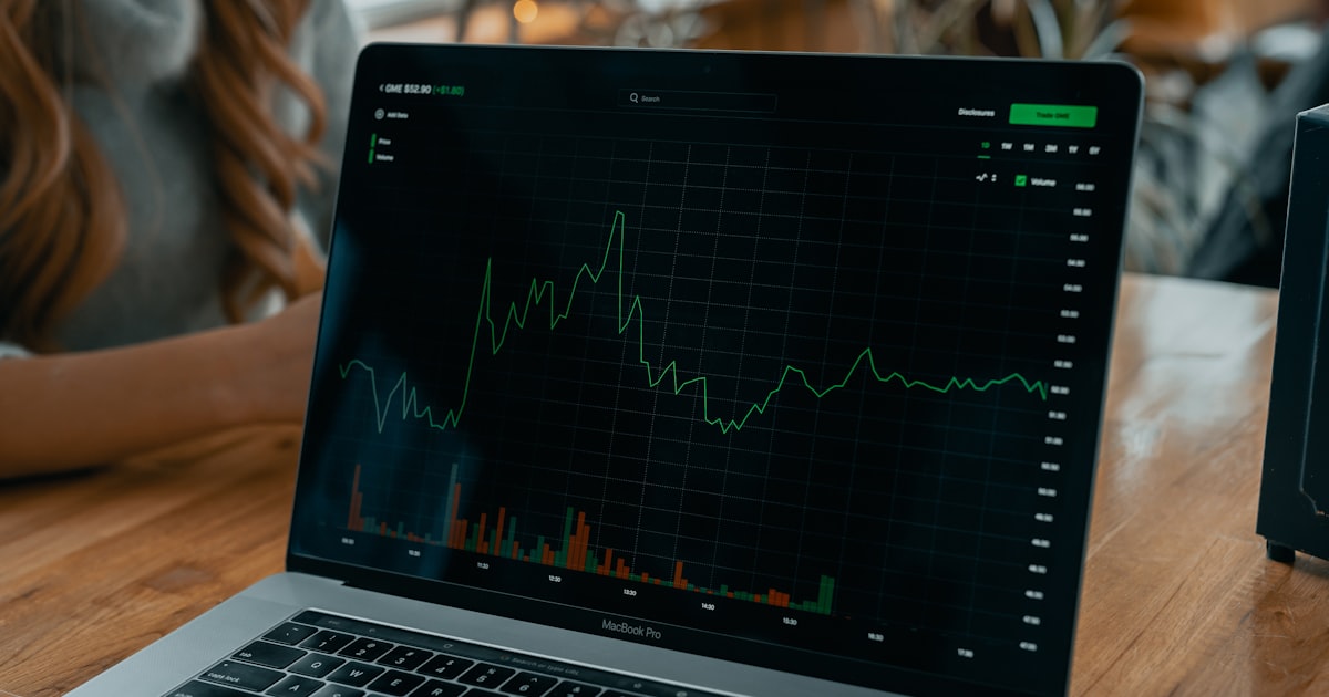 Economic Analysis for Retail Investors